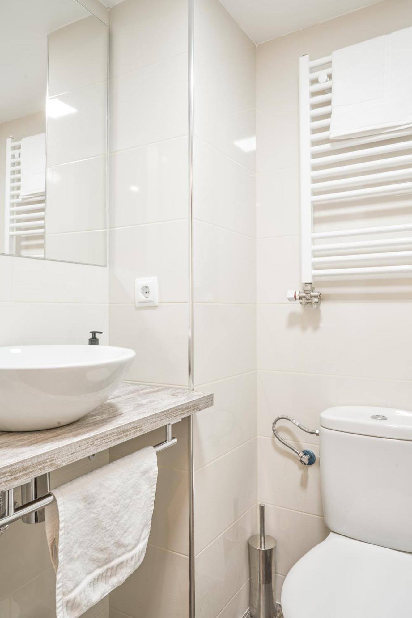 Family-Friendly Home In Central Barcelona 4Bdr Zewnętrze zdjęcie